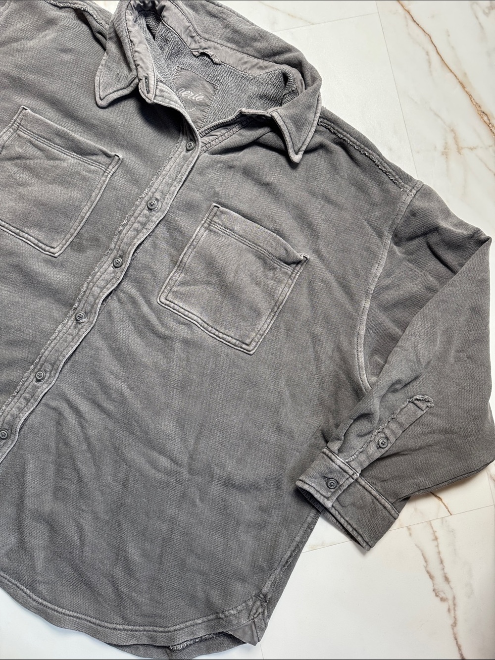 AERIE Oversized Shacket Gray Size M Trendy Buttondown Outdoor Granola Hike